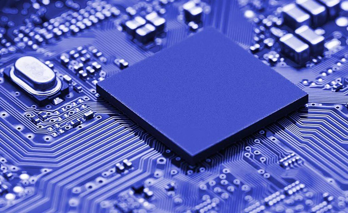 收購 Maxim 負載驅(qū)動器、硅射頻收發(fā)器、Renesas 開關(guān)穩(wěn)壓器