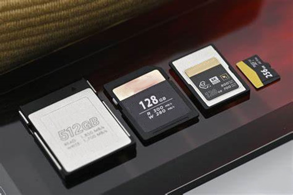 出售sandisk閃存卡，手機(jī)內(nèi)存卡：8Gb、16Gb、32Gb、64Gb、128Gb、256Gb
