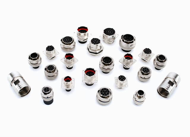 供應(yīng) Littelfuse 輕觸開關(guān)、DC車用連接器、溫度傳感器 和 碳化硅（SiC）產(chǎn)品